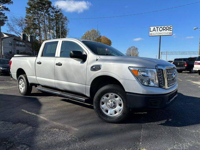 2017 Nissan Titan XD S RWD photo