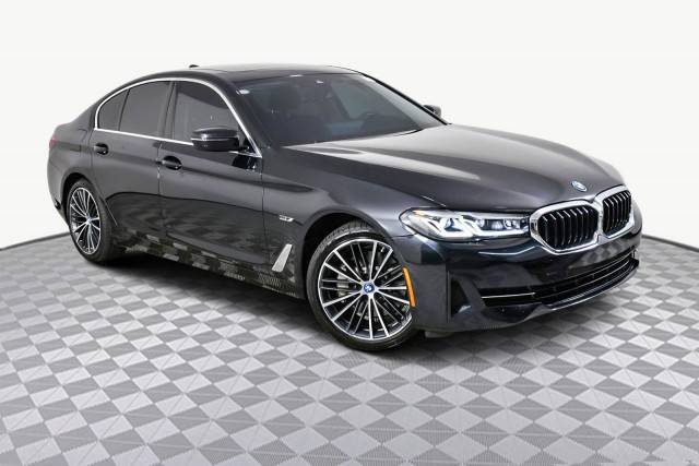 2022 BMW 5 Series 530e xDrive AWD photo