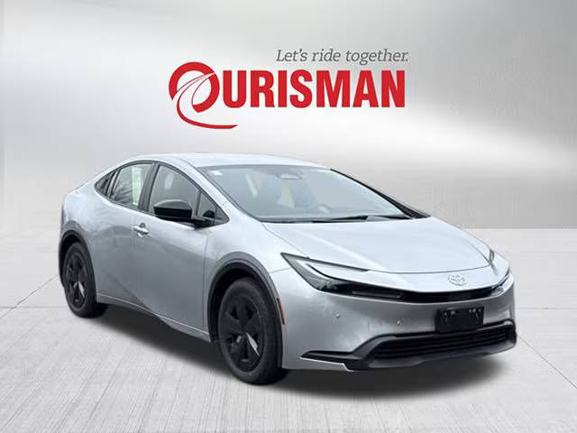 2023 Toyota Prius LE FWD photo