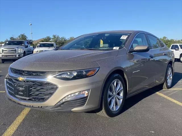 2022 Chevrolet Malibu LT FWD photo