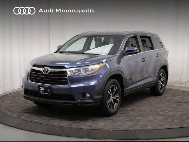2015 Toyota Highlander XLE AWD photo