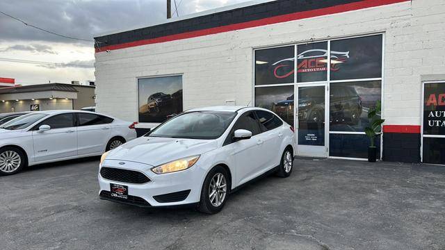 2016 Ford Focus SE FWD photo