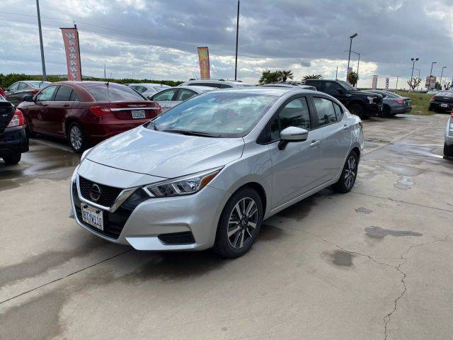 2021 Nissan Versa SV FWD photo
