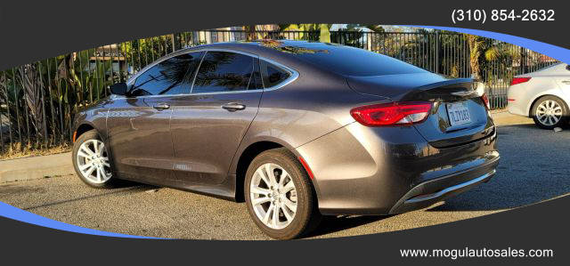 2015 Chrysler 200 Limited FWD photo