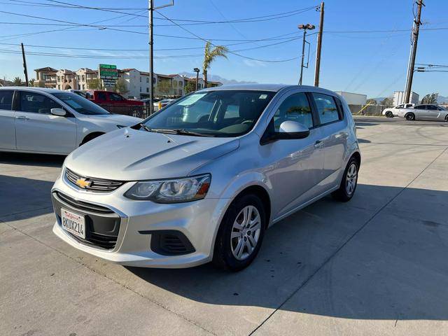 2019 Chevrolet Sonic LT FWD photo