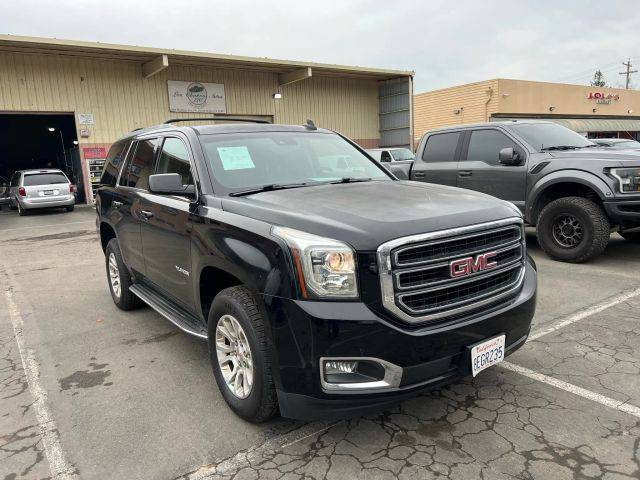 2017 GMC Yukon SLT 4WD photo