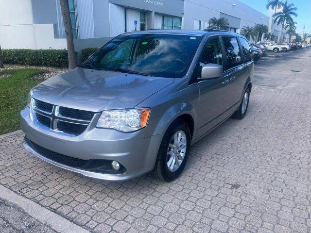 2019 Dodge Grand Caravan SXT FWD photo