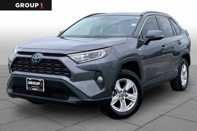 2021 Toyota RAV4 Hybrid XLE AWD photo