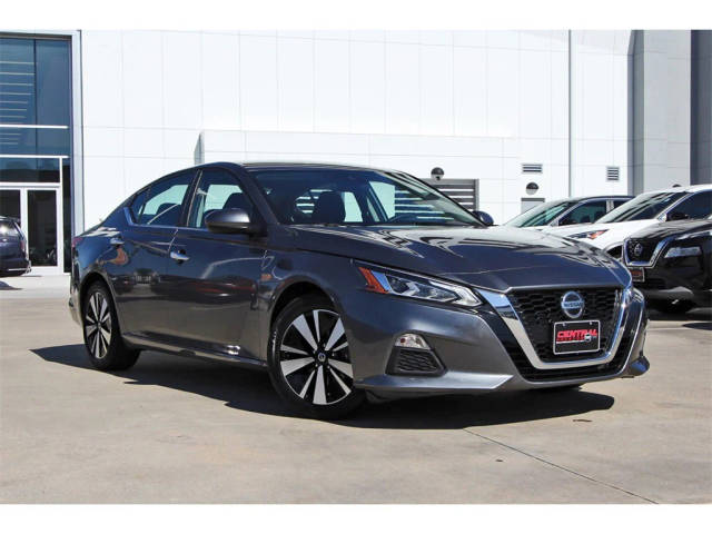 2021 Nissan Altima 2.5 SV FWD photo