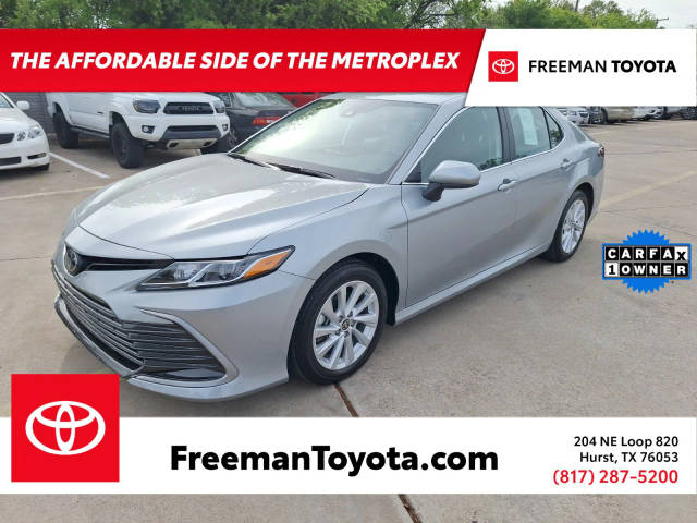 2023 Toyota Camry LE FWD photo