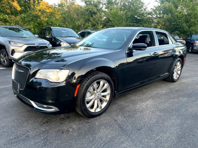 2015 Chrysler 300 Limited AWD photo