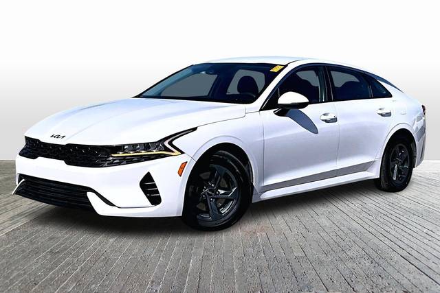 2023 Kia K5 LXS FWD photo