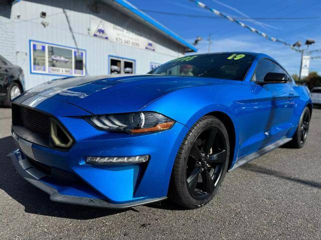 2019 Ford Mustang EcoBoost RWD photo