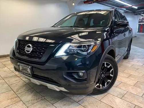 2020 Nissan Pathfinder SL 4WD photo