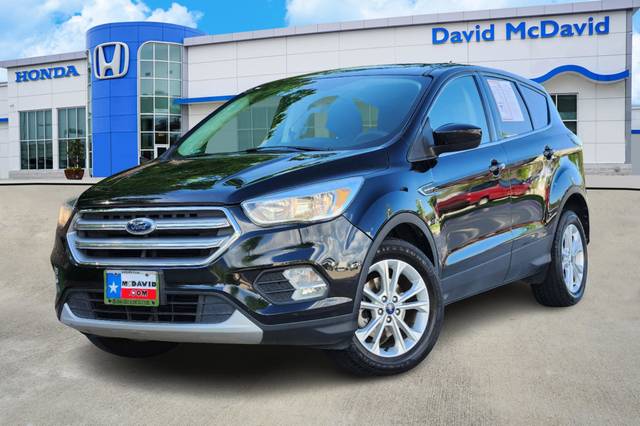 2017 Ford Escape SE FWD photo