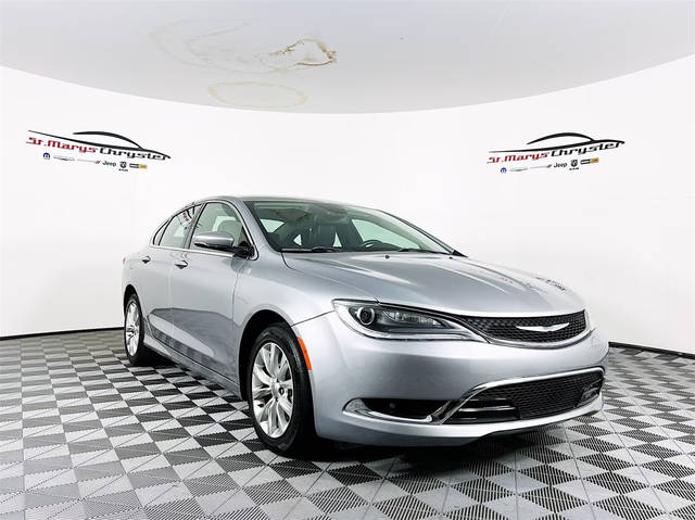 2015 Chrysler 200 C FWD photo