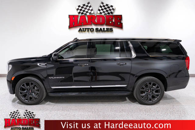 2023 GMC Yukon XL SLT 4WD photo