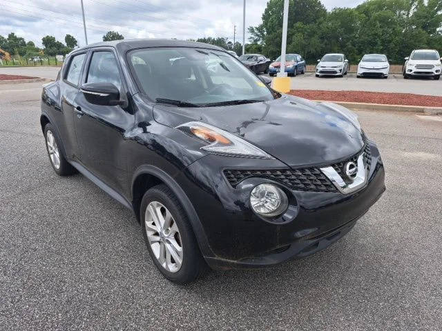 2015 Nissan Juke S AWD photo