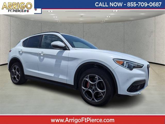 2022 Alfa Romeo Stelvio Sprint RWD photo