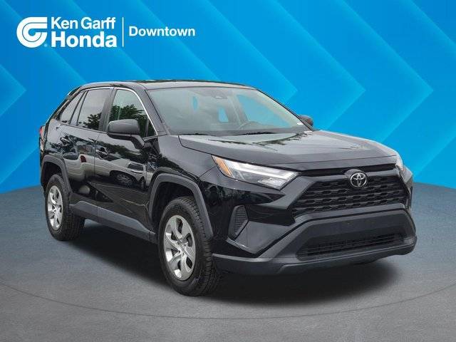 2023 Toyota RAV4 LE AWD photo