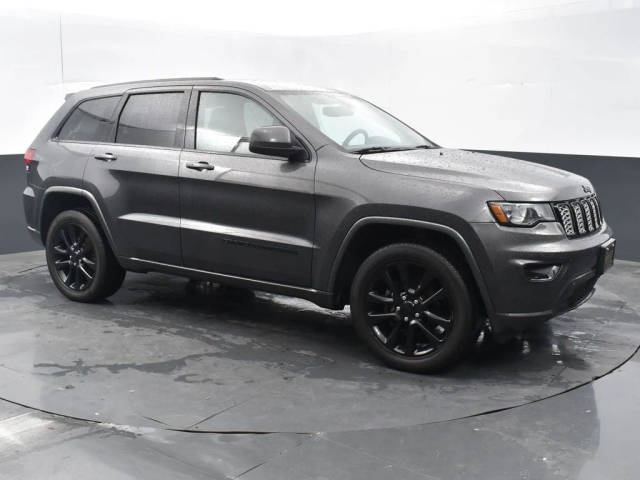 2018 Jeep Grand Cherokee Altitude 4WD photo