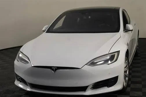 2016 Tesla Model S 70 RWD photo