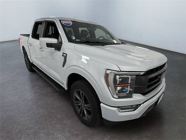 2022 Ford  LARIAT 4WD photo