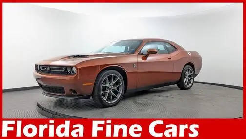 2021 Dodge Challenger SXT RWD photo