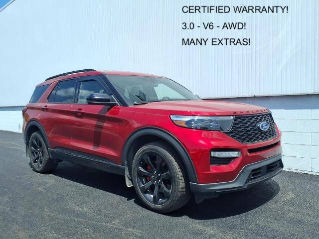 2022 Ford Explorer ST 4WD photo