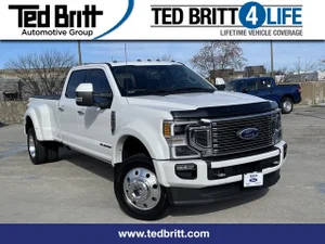 2022 Ford F-450 Super Duty Limited 4WD photo
