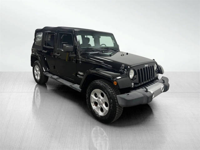 2015 Jeep Wrangler Unlimited Sahara 4WD photo