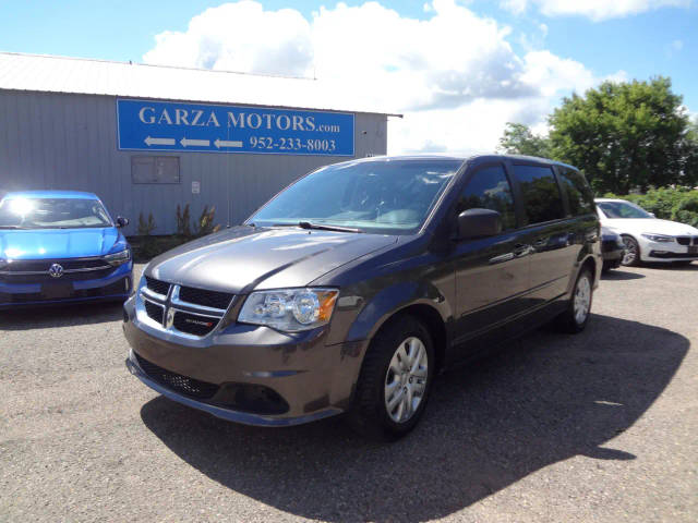 2017 Dodge Grand Caravan SE FWD photo