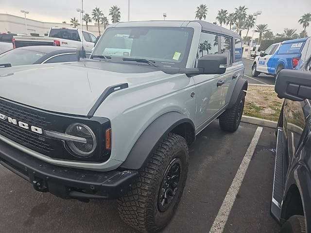 2023 Ford Bronco 4 Door Wildtrak 4WD photo