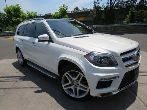 2015 Mercedes-Benz GL-Class GL 550 AWD photo