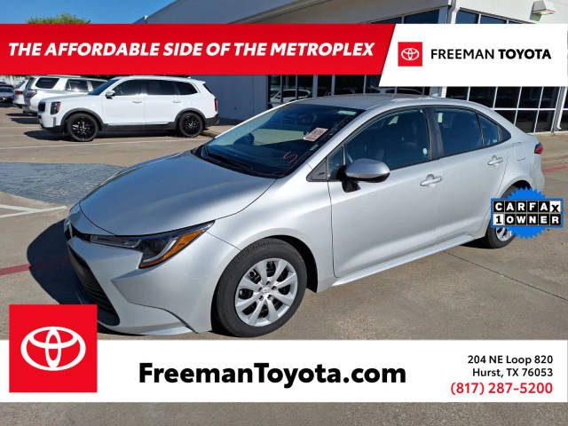 2023 Toyota Corolla LE FWD photo