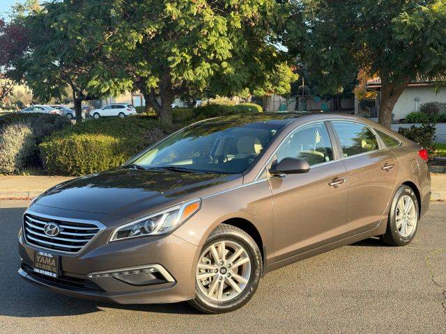 2015 Hyundai Sonata 2.4L SE FWD photo