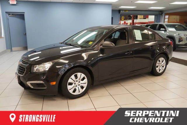 2015 Chevrolet Cruze LS FWD photo