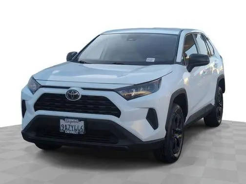 2022 Toyota RAV4 LE AWD photo
