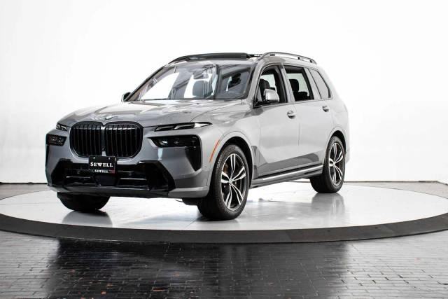 2023 BMW X7 xDrive40i AWD photo