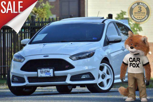 2015 Ford Focus ST FWD photo