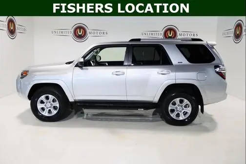 2023 Toyota 4Runner SR5 4WD photo