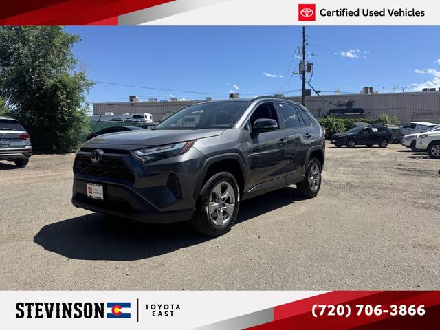 2023 Toyota RAV4 XLE AWD photo