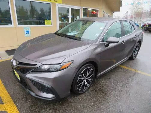 2023 Toyota Camry SE FWD photo