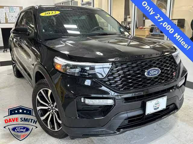2022 Ford  ST 4WD photo