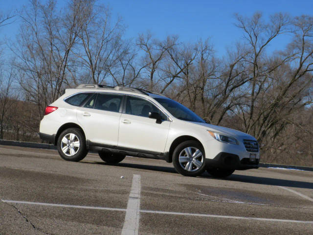 2015 Subaru Outback 2.5i AWD photo