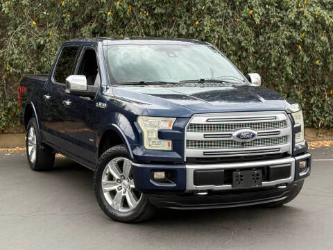 2015 Ford F-150 Platinum 4WD photo