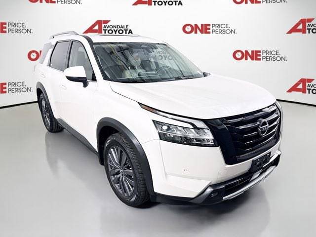 2022 Nissan Pathfinder SL FWD photo