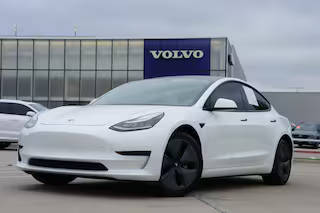 2020 Tesla Model 3 Standard Range RWD photo