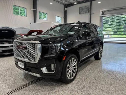 2022 GMC Yukon Denali 4WD photo