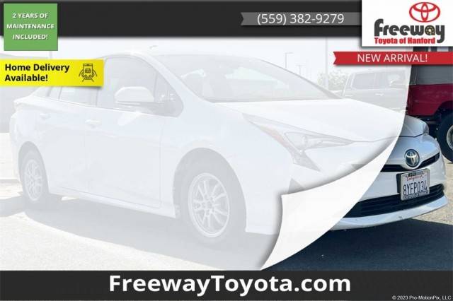 2018 Toyota Prius Three FWD photo